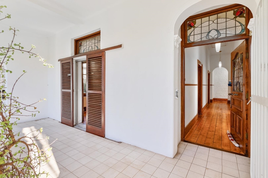 3 Bedroom Property for Sale in Tamboerskloof Western Cape
